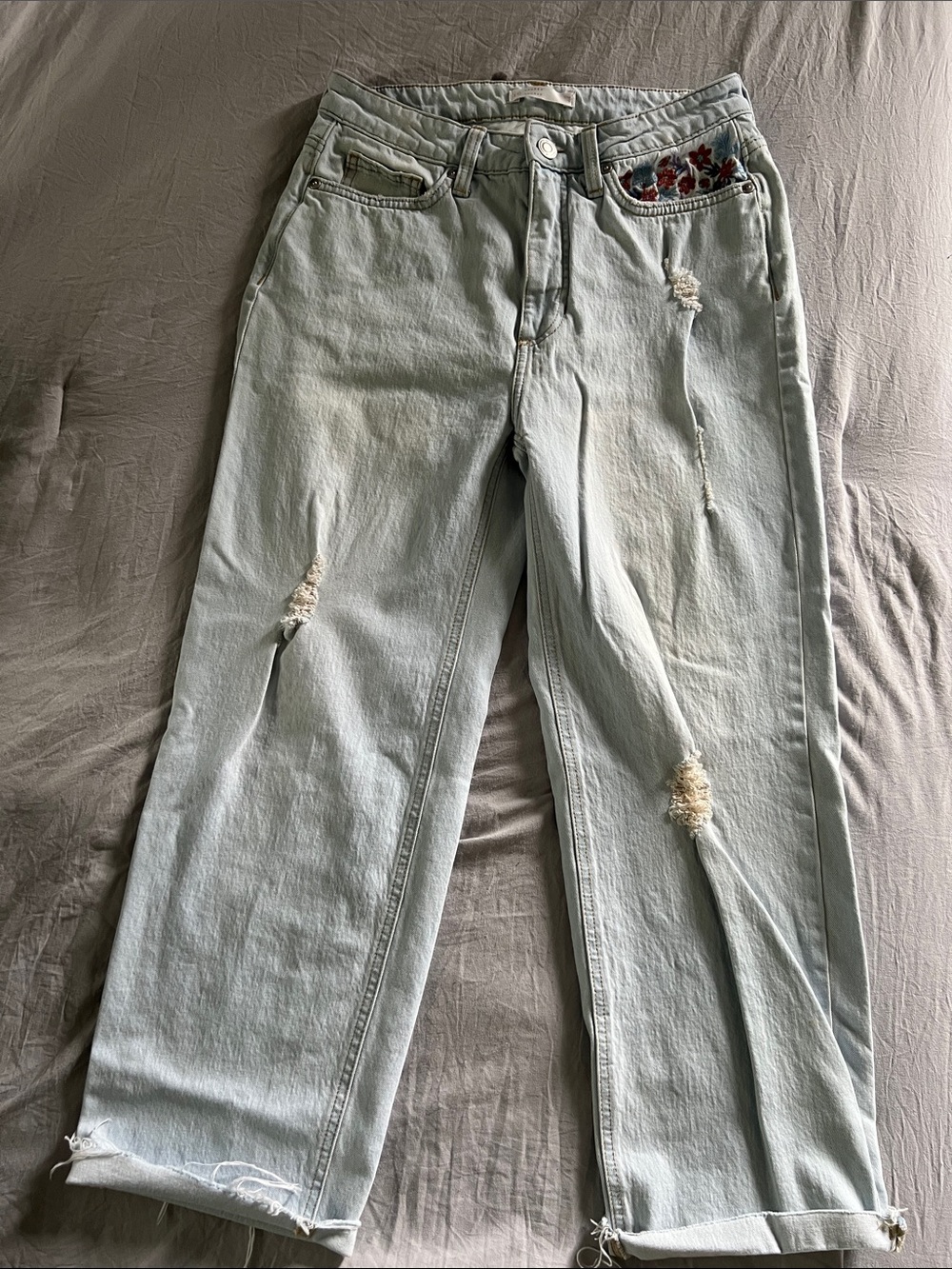 Light Wash Embroidered Pocket Women's Jeans- Lauren Conrad
